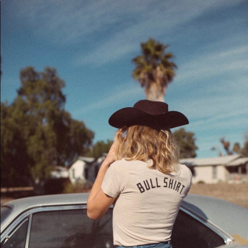 The Bee and The Fox Bull Shirt Fitted Crew